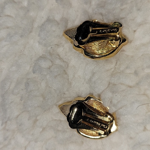 Christian dior vintage clip on leaf earrings - Picture 2 of 5